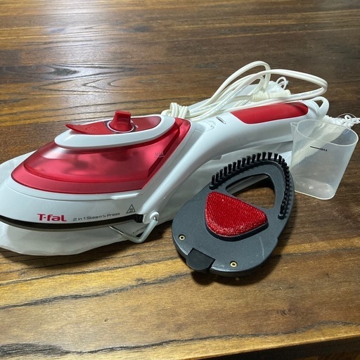 【取引終了】T-fal ガーメントスチーマー　アイロン
