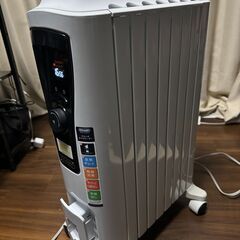 【美品】デロンギ・オイルヒーター RHJ65L0712 電気ヒーター