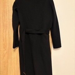 Vince 黒コートの画像
