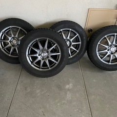 週末限定ホンダヴェゼル他215/60R16 グッドイヤーアイスナ...