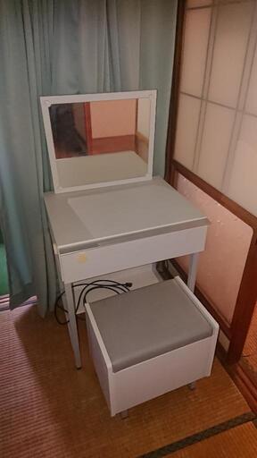 ドレッサー