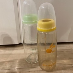 【値下げしました】哺乳瓶の画像