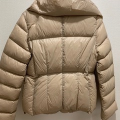 ロイヤルパーティー　ダウン　ベージュの画像