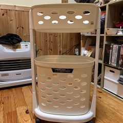 美品✨ランドリーバスケット