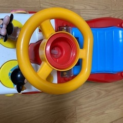 ディズニー　おもちゃの車　知育玩具の画像