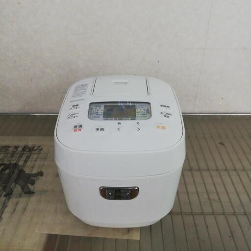 ☆ジモティー割引有☆アイリスオーヤマ 3合炊きマイコンジャー炊飯器 RC-ME30-W 2020年製 中古品