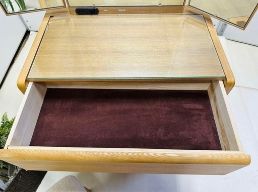 鏡つきドレッサーニトリ