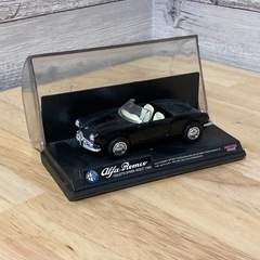 ミニカー　黒　ALFA　Romeo ジュリエッタの画像