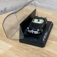 ミニカー　黒　ALFA　Romeo ジュリエッタの画像