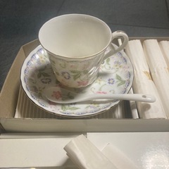EXCEED BON ティーカップセット‼️花柄の画像