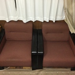 1人掛けソファー2台