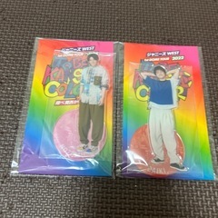 west アクリルスタンドの画像