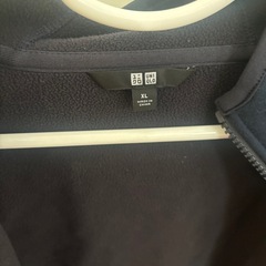 ユニクロ ジップ パーカー の画像