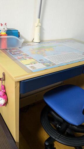 子供机　ベット　棚