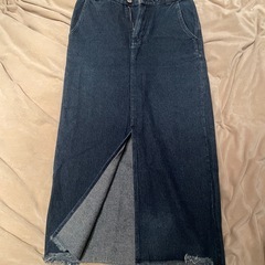 デニムのロングスカート