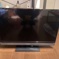 【TOSHIBA / REGZA 33インチ】