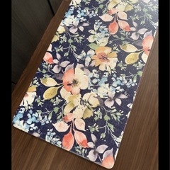 美品　花柄　拭けるキッチンマット　②の画像
