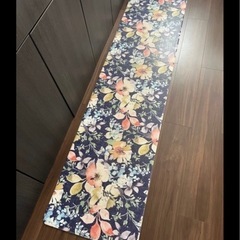 美品　花柄　拭けるキッチンマット　②