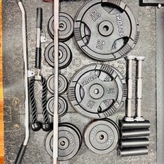 値下げしました‼️‼️総額約15万‼️IROTECマルチステーションラック ウエイトセット 引き取りのみの画像
