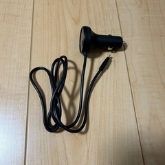 logitecシガーソケット充電器の画像