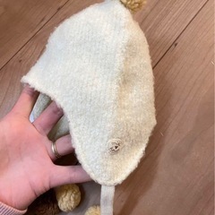 ☆ミキハウス☆ベビーニット帽　ポンポンの画像