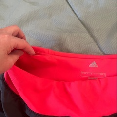 adidas ランニング　ショートパン　短パン　グレー✖️ピンクの画像