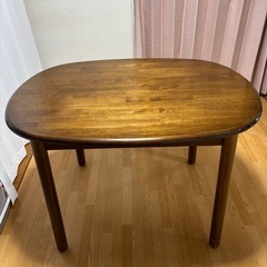ダイニングテーブル