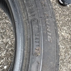 175/60R16 グッドイヤー 
バリ溝の画像