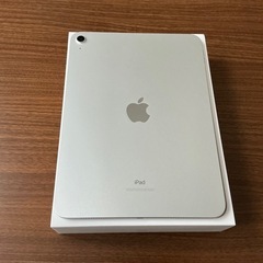 iPad 第10世代　カバー付　ガラスフィルム貼り付け済の画像