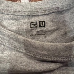 UNIQLO Tシャツ　Mサイズの画像