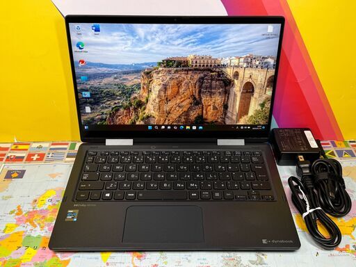 A01　東芝 新品 2TB IGZO タッチパネル V83/HS 16GB 美品　ノートパソコン　Win11 office2024