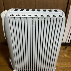 【値下げしました】デロンギオイルヒーターの画像