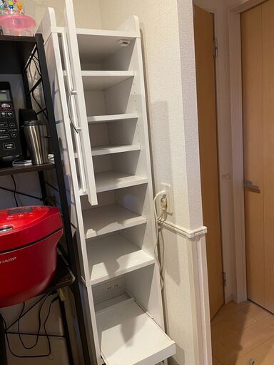 スリム食器棚（４年使用）