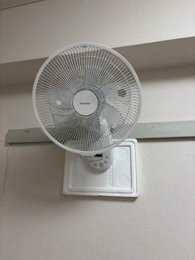 壁掛け扇風機譲ります