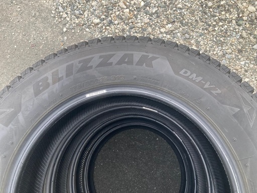 中古スタッドレスタイヤ4本 ジムニー 175/80r16 ブリヂストン ブリザック DM-V2