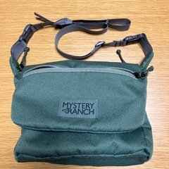 ミステリーランチ　ボディバッグ