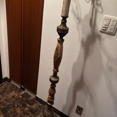 玄関の、コート掛け．帽子掛け。の画像
