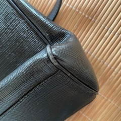 marie claire 黒のショルダーバッグの画像