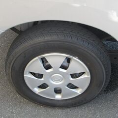 145/80 R12 タイヤ Yokohama JOB RY52 + ホイール（ホイールキャップ付属） の４本セットの画像