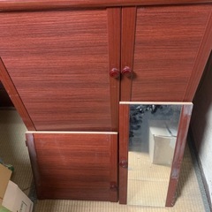 収納棚　雑貨棚　小物棚　上部扉破損ありの画像