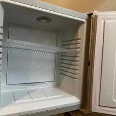【2023年製】SunRuck 1ドア電子冷蔵庫 冷庫さん ホワイト 20L ペルチェ方式 小型 無音 無振動 SR-R2003Wの画像