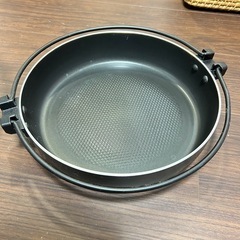 すき焼き鍋の画像