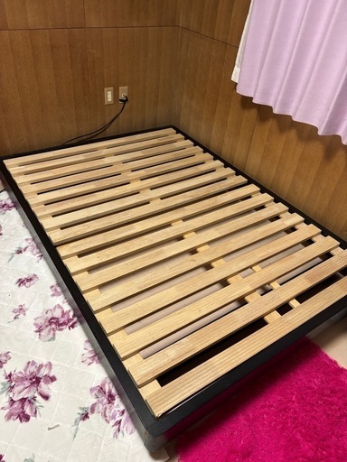 お取引中！値下しましたよダブルベッドのフレーム