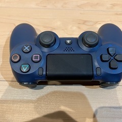 PS4 本体 CUH-2100A の画像