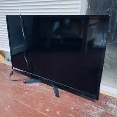 32インチ液晶テレビ