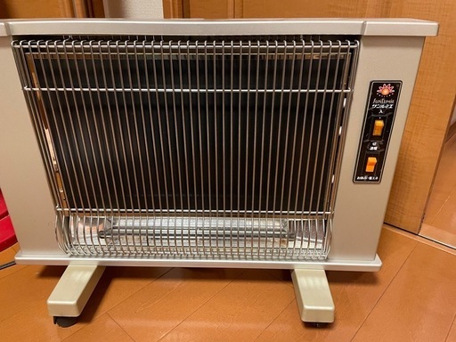 サンルミエ　遠赤外線暖房器\n