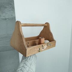 パッと持ち運べる花柄ソーイングトレー♡木製　持ち手の画像