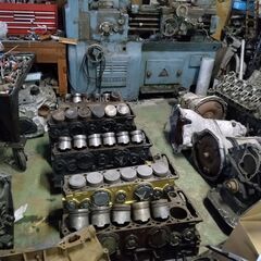 メルセデス-SLシリーズエンジン専門工場-113SLエンジン復元