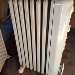 美品　デロンギ　オイルヒーターの画像