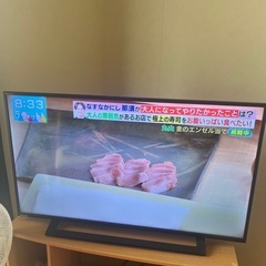 【値下げ‼️いいね多数のため早い者勝ち‼️東芝大型テレビ‼️テレビ台セット22,000円‼️】の画像